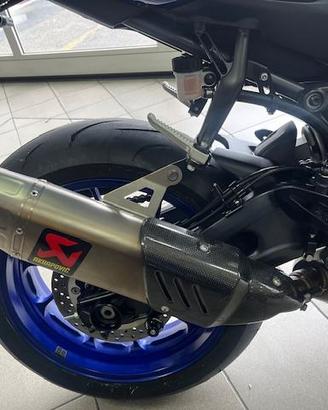 AKRAPOVIC YAMAH R7