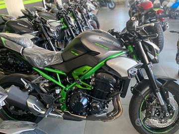 Kawasaki Z 900 my 2025 70 kw