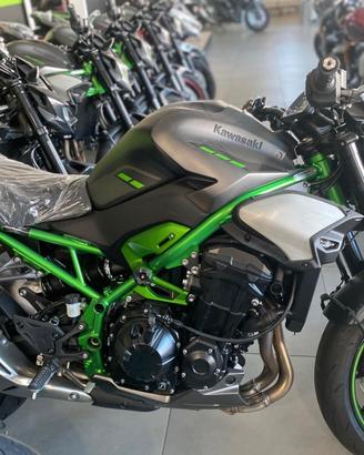 Kawasaki Z 900 my 2025 70 kw