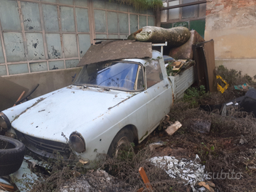 Peugeot 404 benzina 1970 per pezzi di ricambio