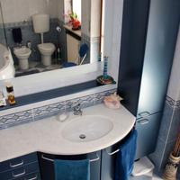 Arredo bagno e Tavolo allungabile 160x90 in noce