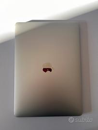 Macbook air ‘13 (2020)