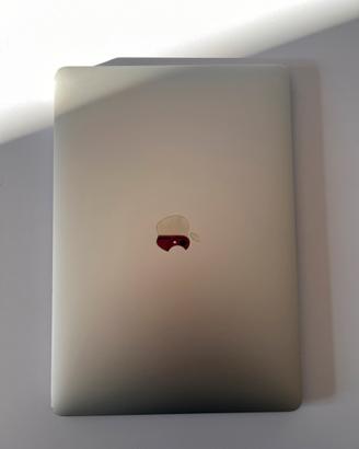 Macbook air ‘13 (2020)