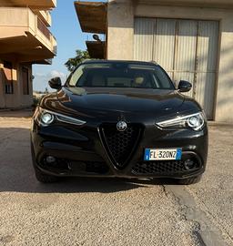 Alfa Romeo Stelvio 2.2 210 cv Q4