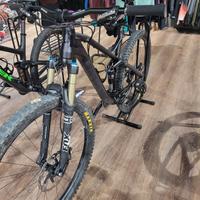 Bici da enduro mtb Canyon Spectral AL 6.0