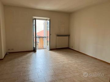 APPARTAMENTO non Arredato