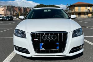 Audi A 3 S line 1.6 Diesel 105 Cavalli