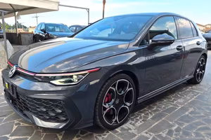 Volkswagen Golf GTI 2.0 TSI DSG