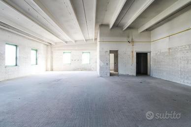 CAPANNONE A CASSANO D'ADDA