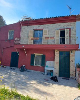 RIF 279 Porzione di casa a Loreto Aprutino