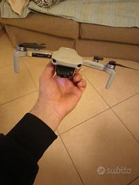 drone DJI Mavic mini
