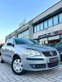Volkswagen Polo 1.2/64CV 12V 3p. Comfortline - ok 