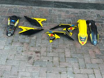 Plastiche Suzuki/Valenti 250cc/50cc