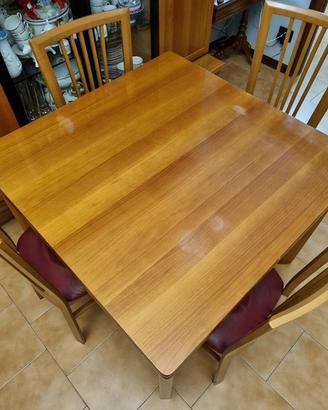 Tavolo e sedie  in vero rovere