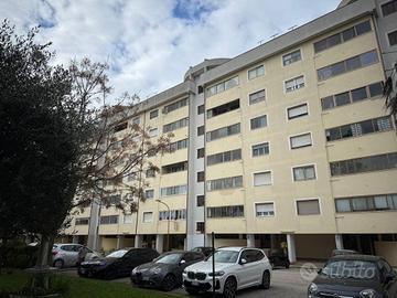 Appartamento di 120 m² con 4 locali a Latina