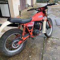 Moto traial Fantic 240