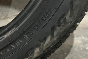 Gomme Pirelli scorpion vinter