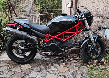 Ducati Monster 695 - 2006, solo 15.000 km