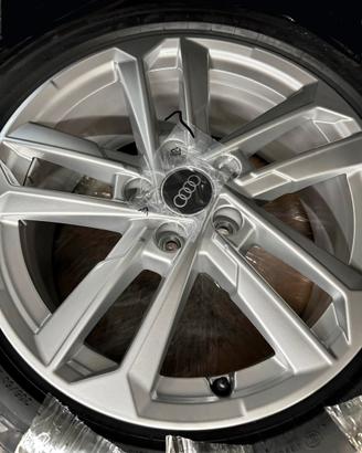 Gomme Invernali Cerchi AUDI 205/50R17 Pirelli NEW