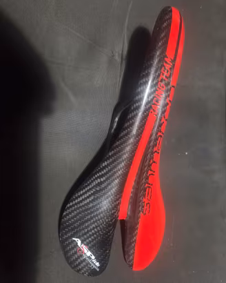 San Marco Aspide superleggera in carbonio 