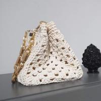 borsa artigianale all'uncinetto 