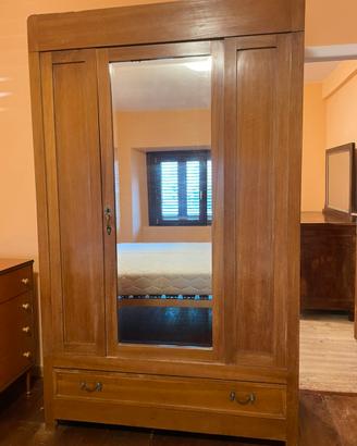 Armadio in legno