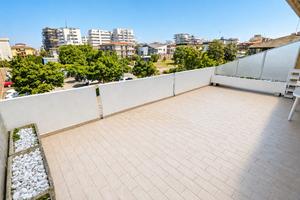 1-8 agosto / 24-31 agosto: 2 camere ampio terrazzo