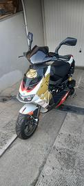 aprilia sr