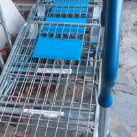 carrelli da trasporto con ruote.