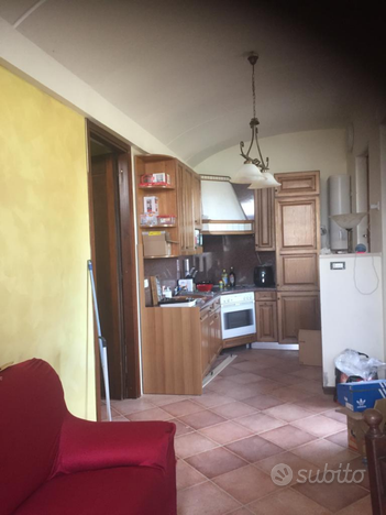 Appartamento arredato in villa