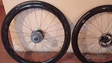 cerchio strada tubless