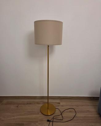 Lampada da terra Ikea