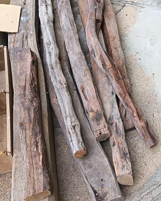 travi legno di ginepro grezzi