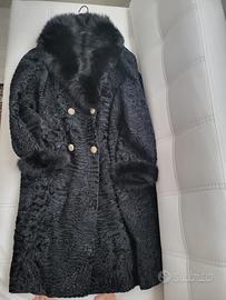 Pelliccia di persiano nero