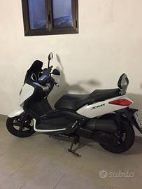 Scooter Yamaha X-Max 250