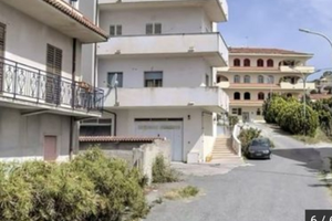 Appartamento a Riace Marina