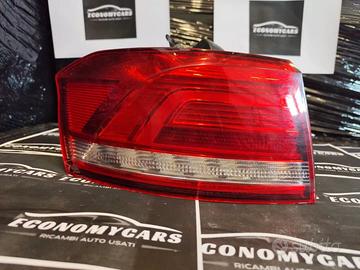 Fanale Posteriore SX VW Passat Cod. 3G9945311