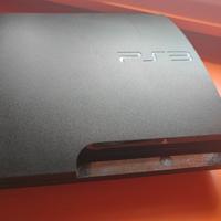 PlayStation 3 Nera + 11 Giochi. Senza Controller