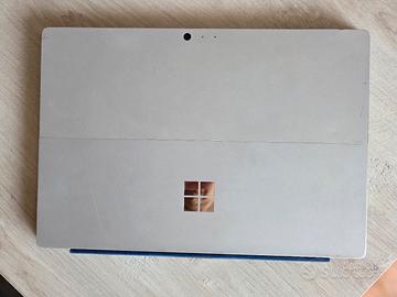 Microsoft Surface pro 4 core i5 8-256 pc tablet
