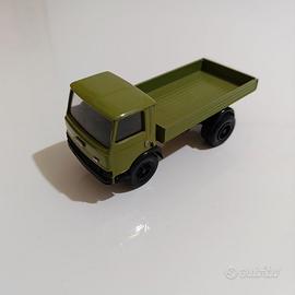 Modellino Old Cars - Fiat 90 nc verde 1/43