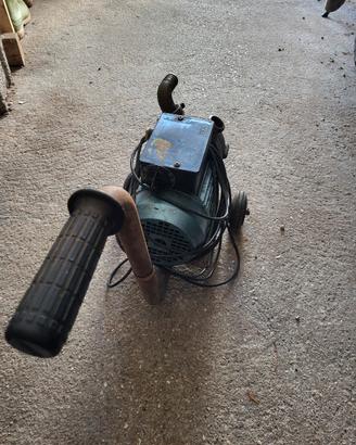  Pompa autodescante  vino o acqua  in ottone