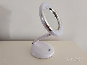 specchio trucco con luci 