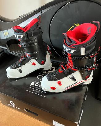 Scarponi sci alpinismo