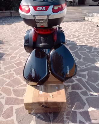 HONDA DEAUVILLE 700 A.B.S.