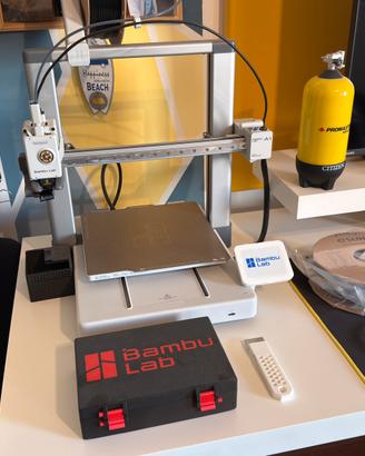 Bambulab A1 36 ore + Bobine + Ricambi e accessori