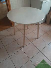 tavolo da salotto/cucina