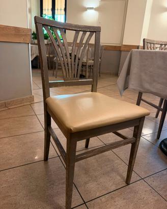 Circa 120 sedie in legno stile shabby con seduta i