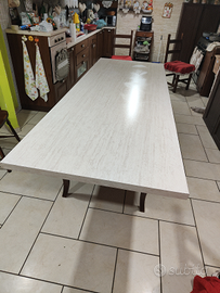 Tavolo da cucina/soggiorno con piano in marmo effe