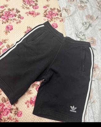 Bermuda adidas