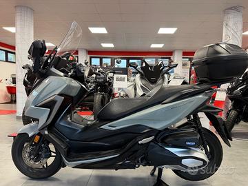 Honda Forza 350